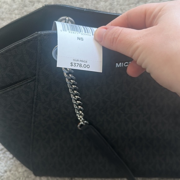 Michael Kors purse - Picture 5 of 6